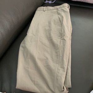 Men’s Calvin Klein Khaki Dress pants. Size 32x32